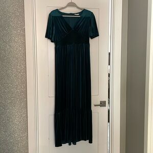 Women’s Holiday Forest Green Brushed Valour Maxi Dress
